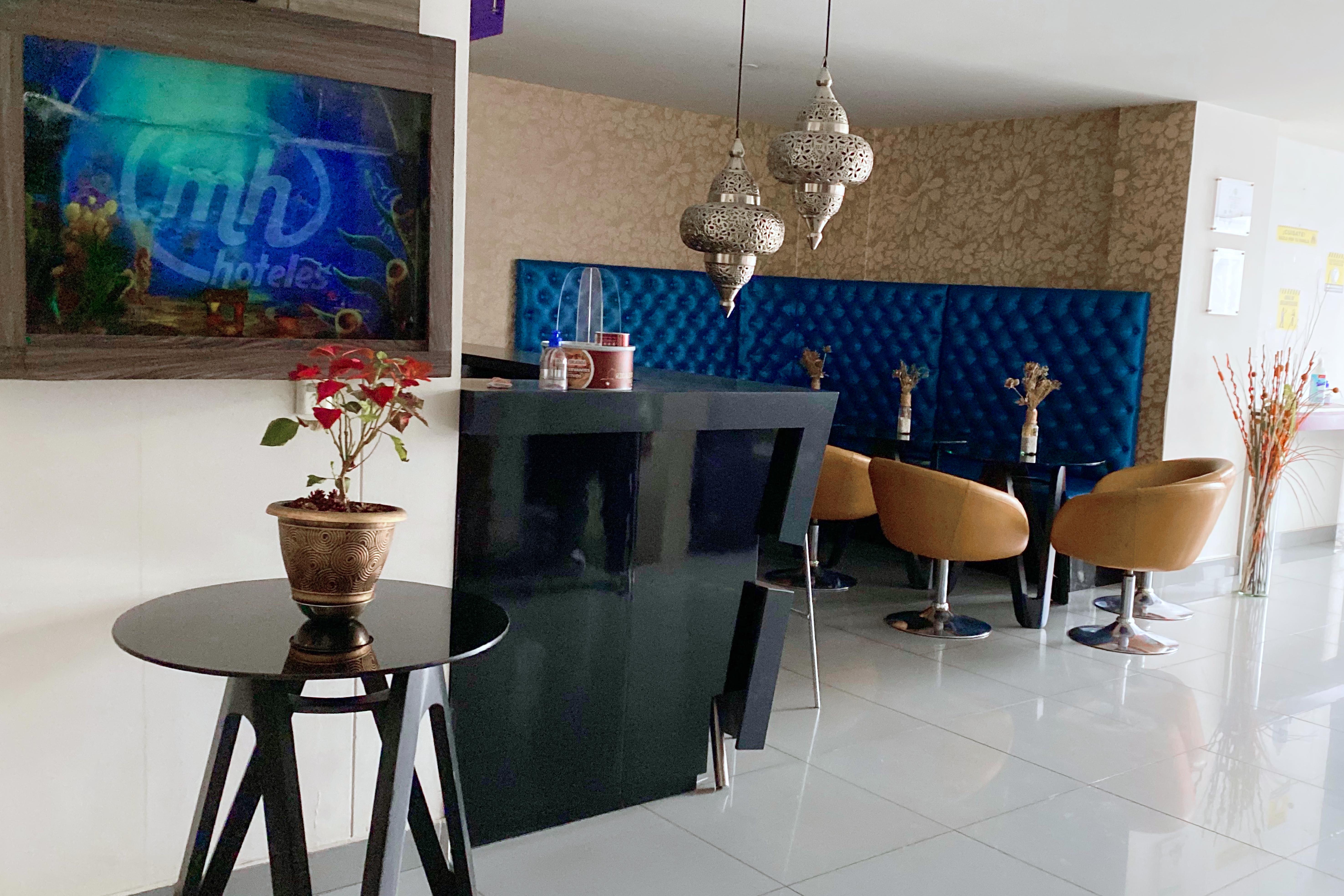 Ayenda 1136 Mh Hotel Pereira Luaran gambar